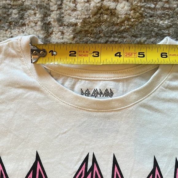 Def Leppard Baby Tee in Medium - Picture 6 of 7